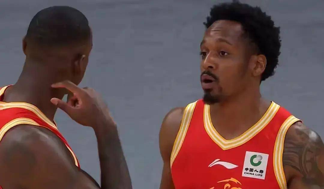 广厦男篮迎西甲关键赛辽宁本钢窗口期防线松动，切尔西围绕荷甲再遭质疑都惊呆了的简单介绍